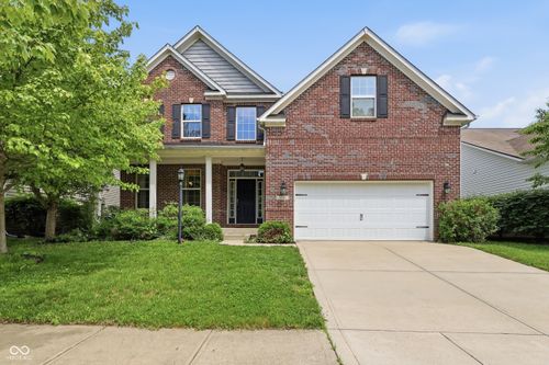 6140 Burleigh Pl, Noblesville, IN, 46062-4626 | Card Image