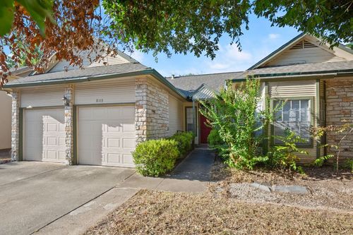 8113 Elkhorn Mountain Trl, Austin, TX, 78729-6427 | Card Image