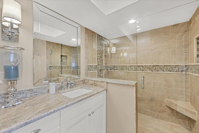 2813 - 7470 Palm Island Dr, Condo with 2 bedrooms, 2 bathrooms and null parking in PLACIDA FL | Image 35