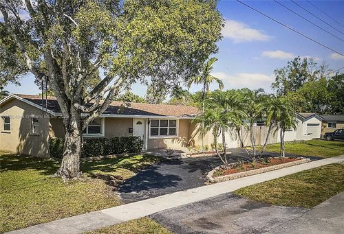 5231 Sw 89th Ave, Cooper City, FL, 33328-5142 | Card Image