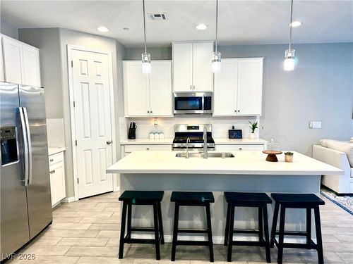 773 Aurora Vale Pl, Henderson, NV, 89011-5614 | Card Image