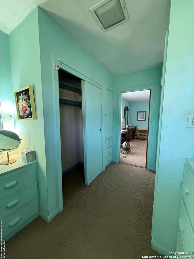 520 N 12 Th Ave, House other with 5 bedrooms, 3 bathrooms and null parking in Crystal City TX | Image 14