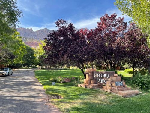 117 Gifford Park Dr, Springdale, UT, 84767-7717 | Card Image