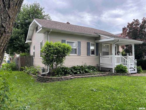170 16th Ave, East Moline, IL, 61244-2007 | Card Image