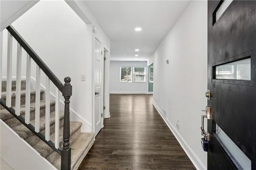 6118 Barfield Rd, Sandy Springs, GA, 30328-4301 | Card Image