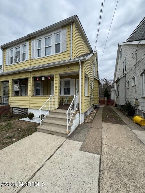 24 Newkirk Ave, Hamilton, NJ, 08629-1428 | Card Image