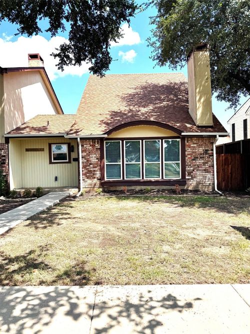 2007 Embassy Way, Carrollton, TX, 75006-1705 | Card Image