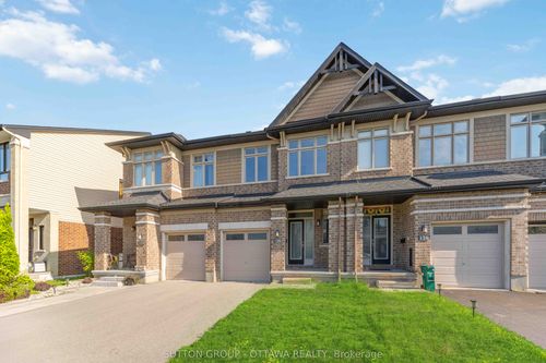 136 Mattingly Way, Manotick, ON, K4M0C5 | Card Image