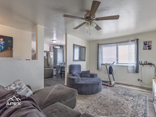 428 Thayer Cir, Evanston, WY, 82930-4926 | Card Image