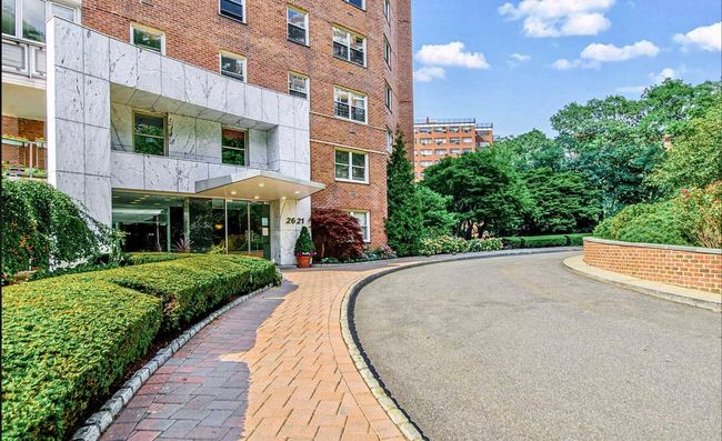 View of apartment building / complex | Image 14