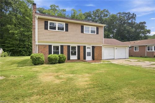 213 Ward Dr, Hampton, VA, 23669-3650 | Card Image