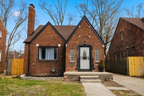 16636 Ardmore St, Detroit, MI, 48235-4090 | Card Image