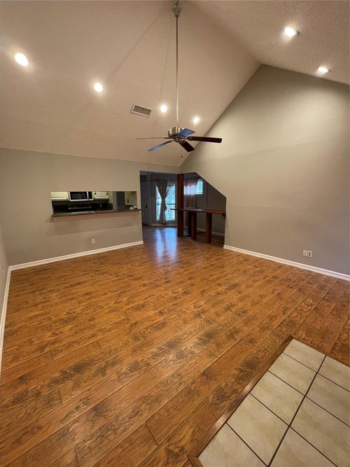 apt-63-6601 Sands Point Dr, Houston, TX, 77074-3739 | Card Image
