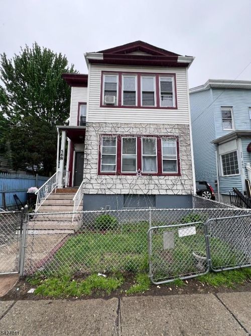 568 14th Ave, Paterson, NJ, 07504-2295 | Card Image