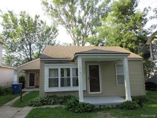 4059 Chenlot Ln, Waterford, MI, 48328-4218 | Card Image