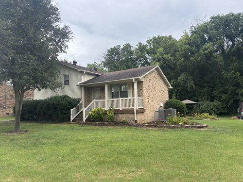 3929 Creekway Ct, Nashville, TN, 37218-1804 | Card Image