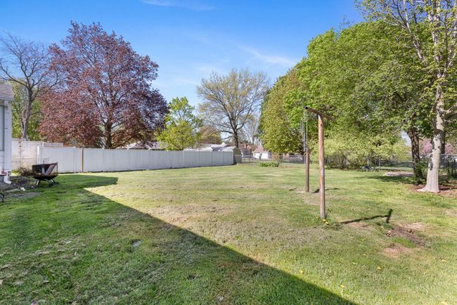 1456 S Carroll Ave, House other with 2 bedrooms, 2 bathrooms and 1 parking in FREEPORT IL | Image 16