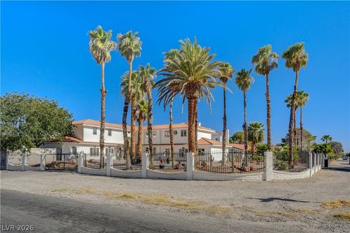 2920 El Camino Rd, Las Vegas, NV, 89146-5273 | Card Image