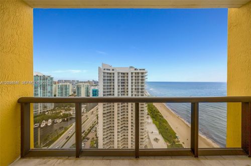 2502-16275 Collins Ave, Sunny Isles Beach, FL, 33160-4333 | Card Image