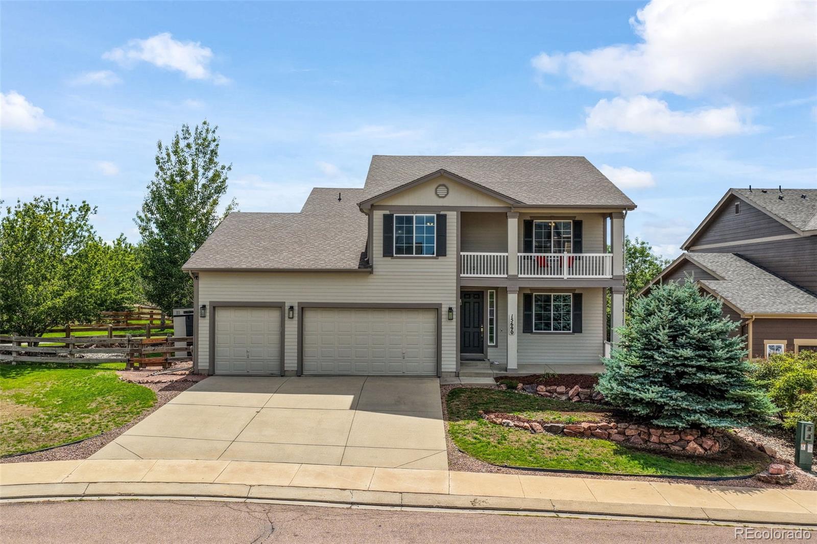 Residential in Monument 4