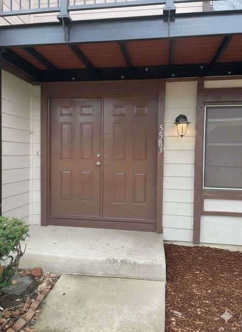 5583 Carmel Dr, Hanover Park, IL, 60133-5566 | Card Image