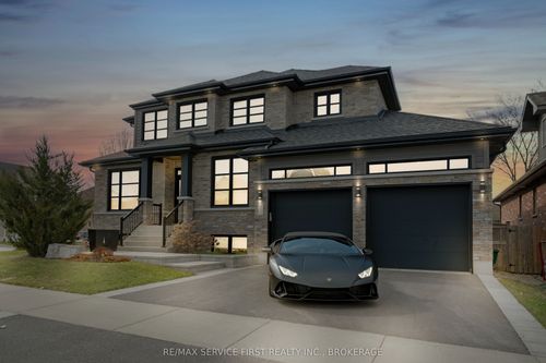 900 Roshan Dr, Kingston, ON, K7P0B2 | Card Image