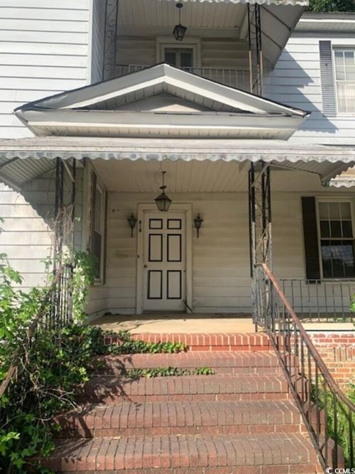 818 Glenn St, Newberry, SC, 29108-3952 | Card Image