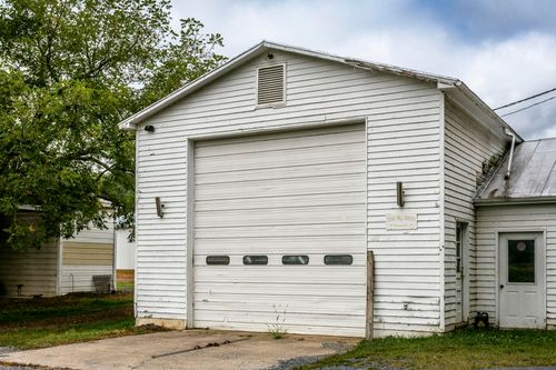 old-9875 Cave Hill Rd, MCGAHEYSVILLE, VA, 22840-2665 | Card Image