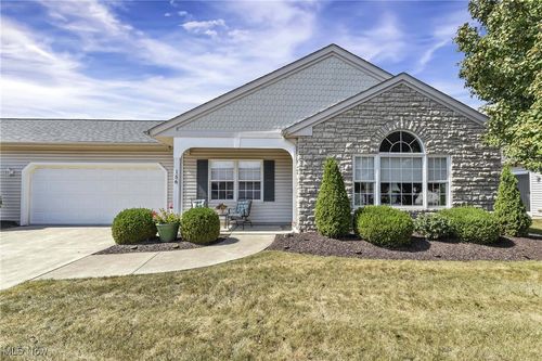156 Arrow Ct, Elyria, OH, 44035-8740 | Card Image