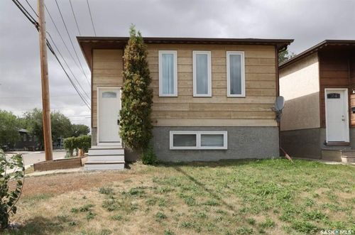 1580 Lacon St, Regina, SK, S4N1Z4 | Card Image