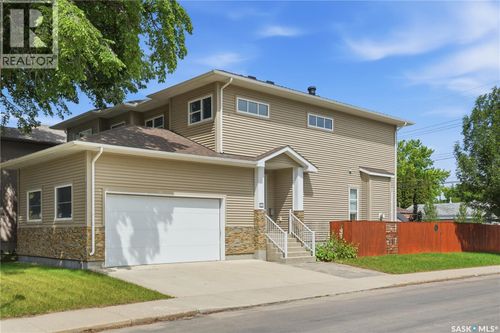 1623 Broadway Ave, Saskatoon, SK, S7H2B2 | Card Image
