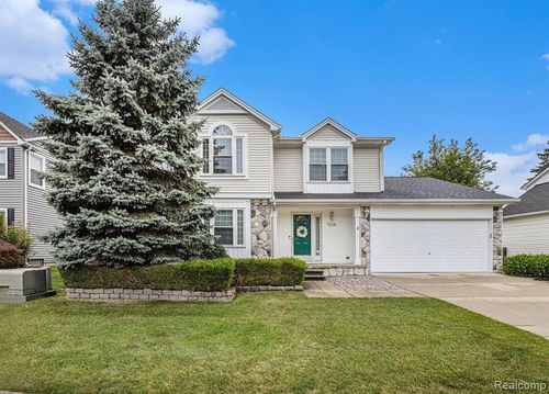 47114 Scarlet Dr S, Novi, MI, 48374-3445 | Card Image