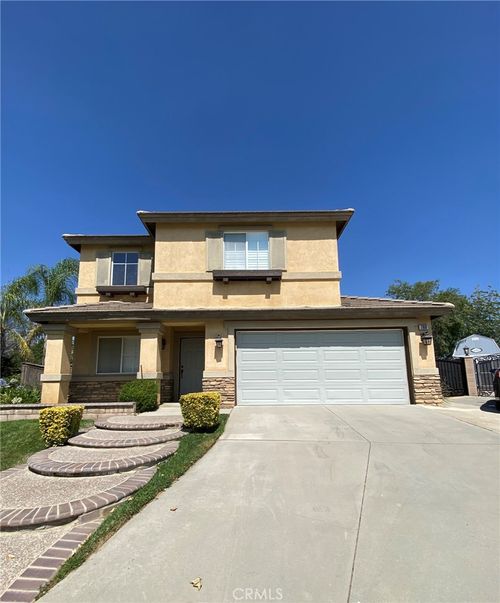 700 Aspen Glen Ln, Beaumont, CA, 92223-7105 | Card Image