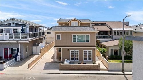 1-126 47th St, Newport Beach, CA, 92663-2506 | Card Image