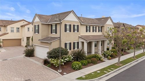 3227 S Alton Court, Santa Ana, CA, 92704 | Card Image