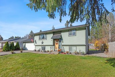 11313 33 Rd Ave, Home with 5 bedrooms, 2 bathrooms and null parking in Spokane WA | Image 1