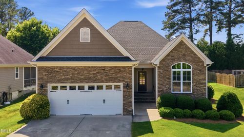 922 Award St, Fuquay Varina, NC, 27526-2465 | Card Image