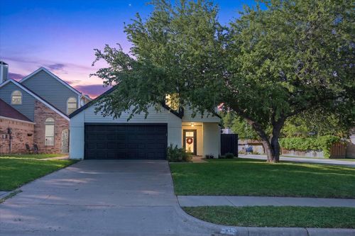 535 Briarcliff Dr, Garland, TX, 75043-5663 | Card Image