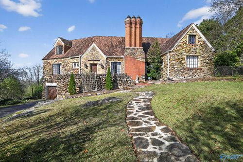 2710 Hilltop Cir, Gadsden, AL, 35904-3053 | Card Image