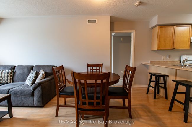 211 - 16 Westbury Rd, Condo with 2 bedrooms, 2 bathrooms and 1 parking in Wasaga Beach ON | Image 21