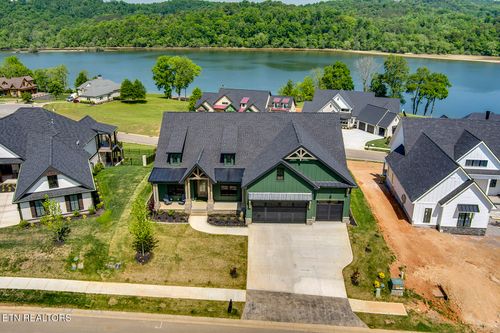 3851 Persimmon Rdg, Loudon, TN, 37774-4773 | Card Image