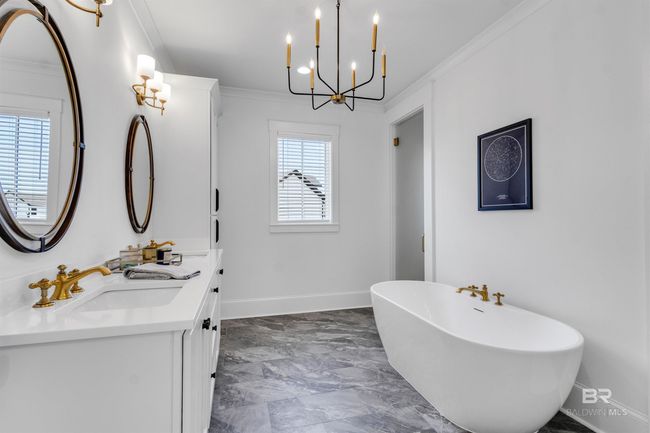 Bathroom | Image 22