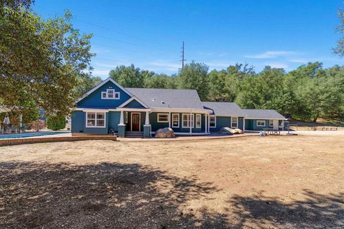 9928 Hulburd Grove Dr, Descanso, CA, 91916-9617 | Card Image