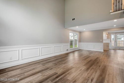 23 Sami Dr, Howell, NJ, 07731-2909 | Card Image