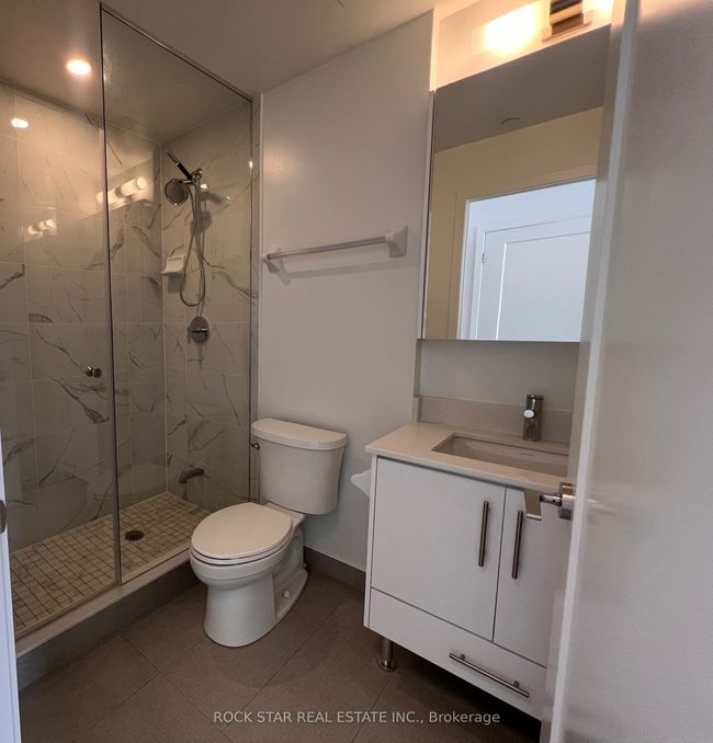2902 - 105 Oneida Cres, Condo with 2 bedrooms, 2 bathrooms and null parking in Richmond Hill ON | Image 9