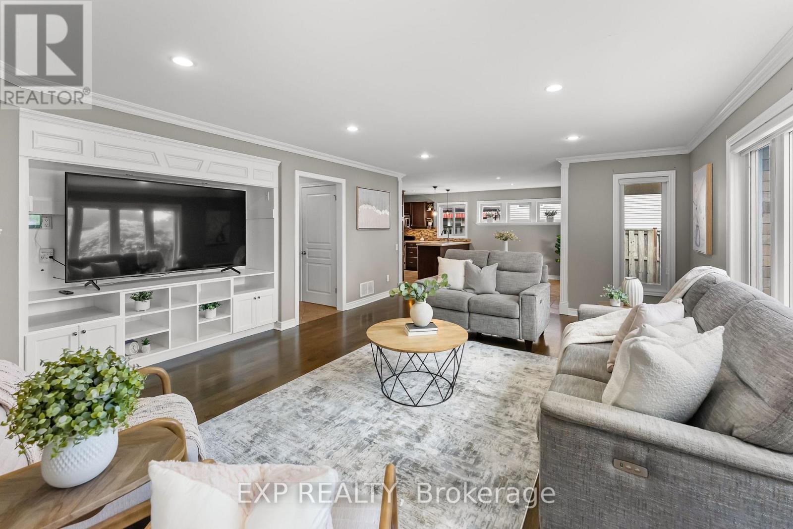 Residential in St. Catharines (Rykert/Vansickle) 3