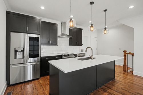 99 Fern Ave, Nashville, TN, 37207-5065 | Card Image