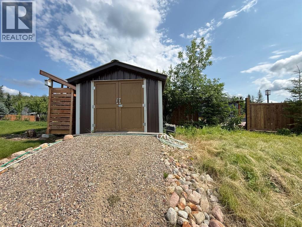 Land in Lac Des Iles 5