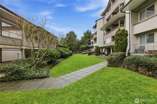 apt-a204-15310 Macadam Rd S, Tukwila, WA, 98188-5712 | Card Image