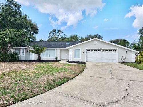 8055 River Country Drive, WEEKI WACHEE, FL, 34607 | Card Image